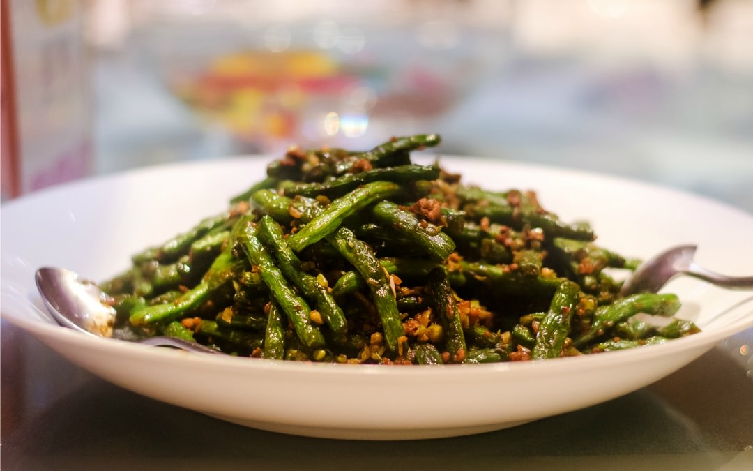 String Beans with Garlic Dressing